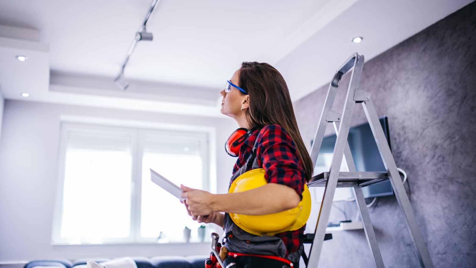 Tips for Buying a Fixer-Upper in Canada